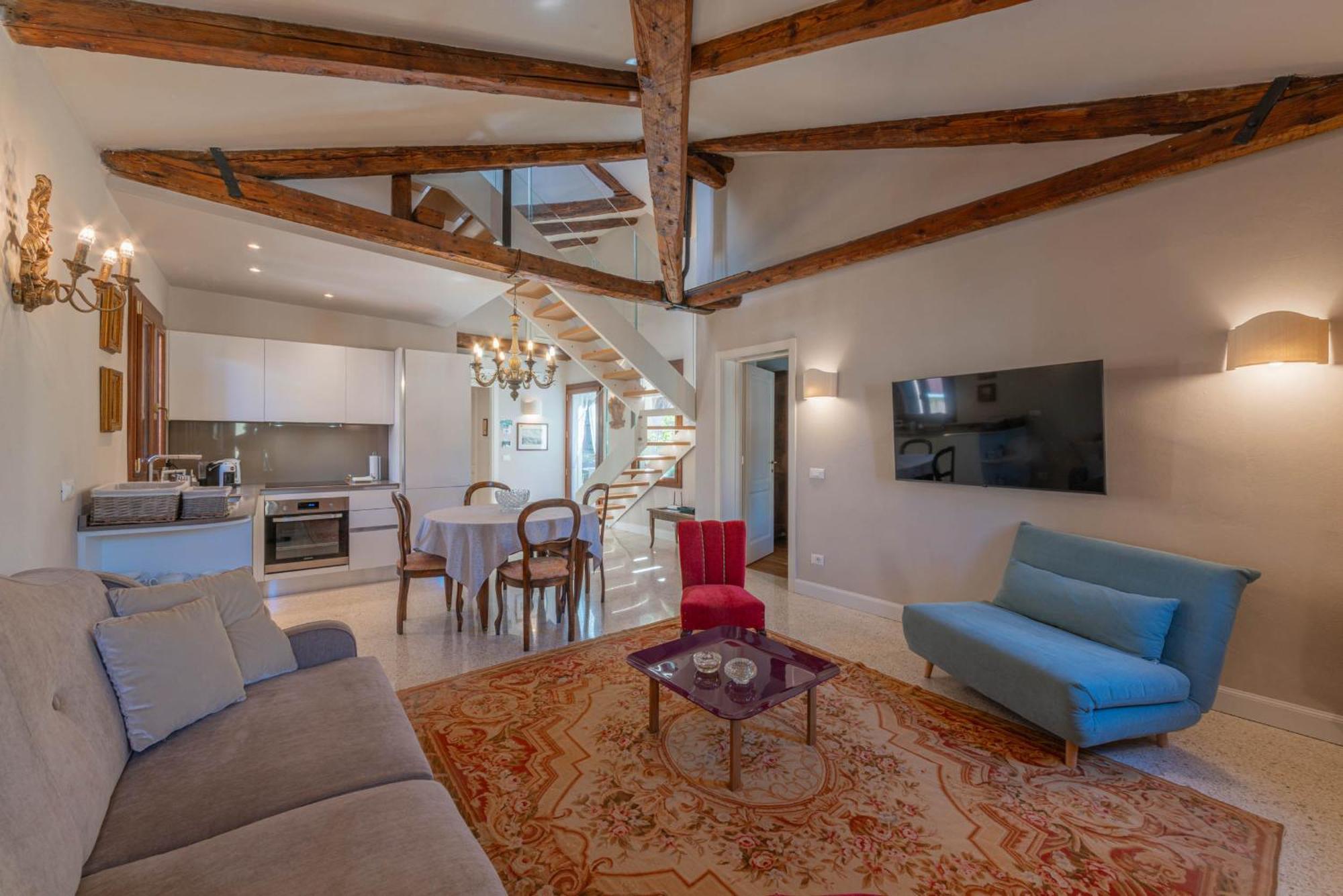 Casa Virginia Direct At The Canal Cannaregio With Own Roof Terrace Venice Exterior photo